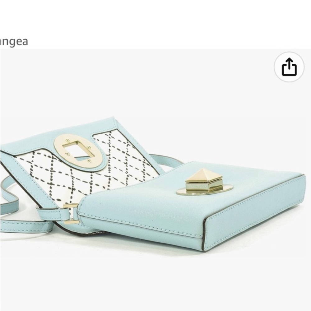 Sweet ♠️Kate Spade Bag! Sally Crossbody In Blue Hydrangea With Pyramid Clasp! - Picture 6 of 10